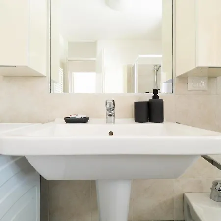 Apartman Luminosa Casetta Per Due