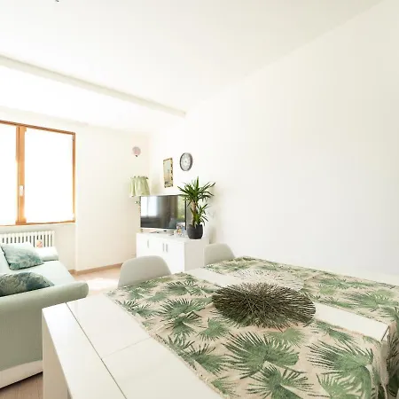 Apartamento Luminosa Casetta Per Due Bardolino